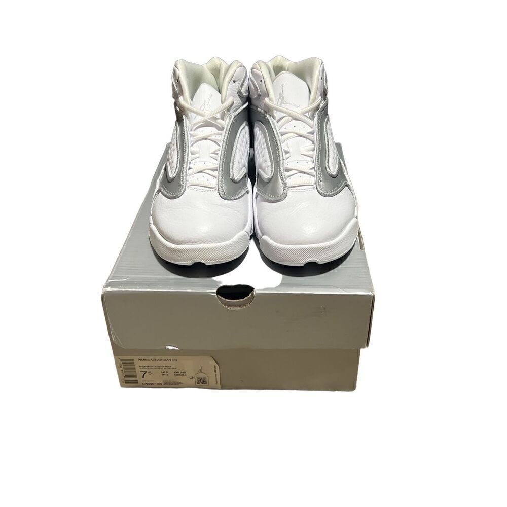 Nike Air Jordan OG White Metallic Silver Women's Size 7.5